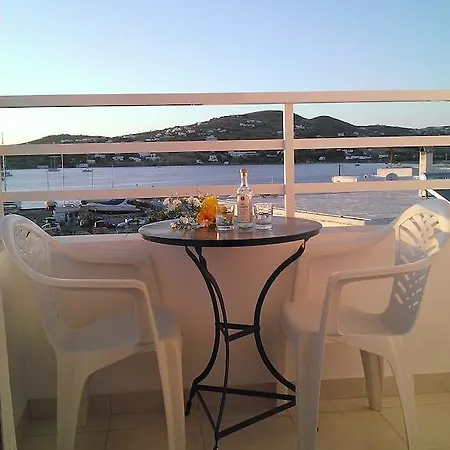 Πανσιόν Rena *